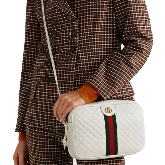 Gucci Small Quilted Shoulder Bag in White - Picture 5 of 5